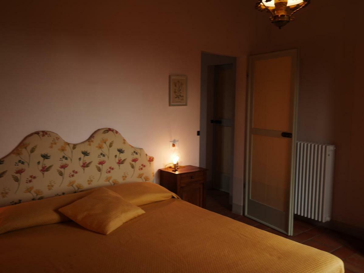 Agriturismo Podere Gianmaria Кастильончелло Экстерьер фото
